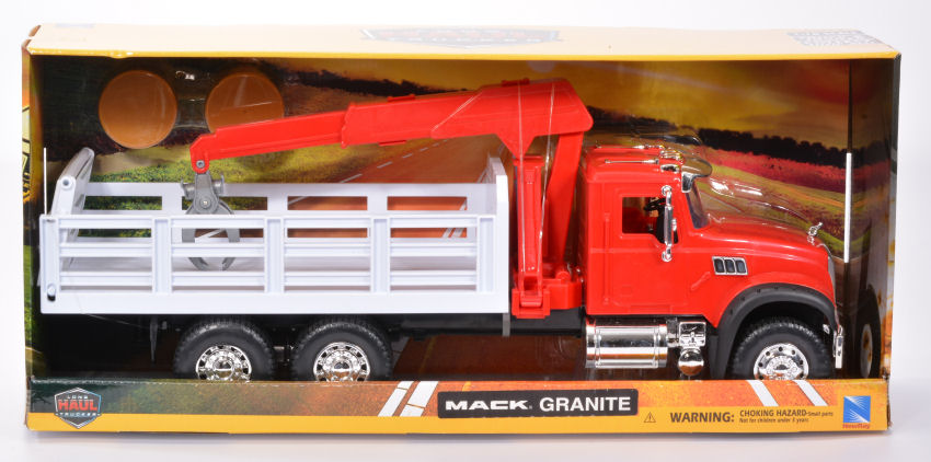 Modellino camion scala 1:18 MACK GRANITE TRUCK FARM TRAILER modellismo
