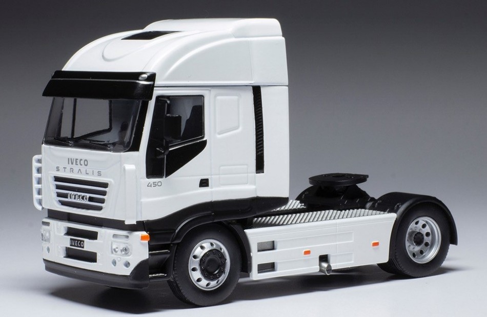 Truck lorry model truck 1:43 scale Ixo Model Iveco STRALIS 2012 WHITE new