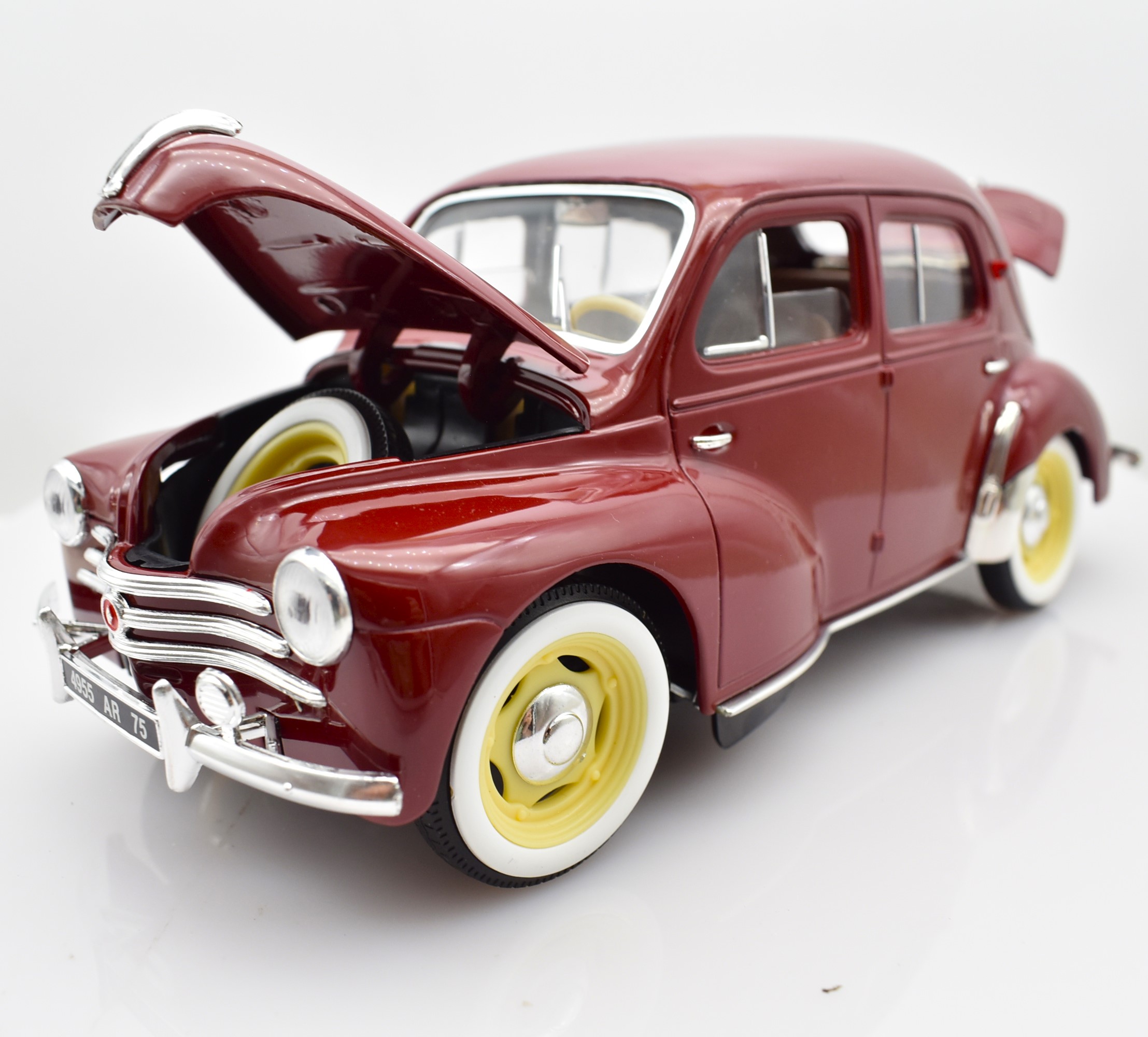 Modellini Auto DieCast in Scala 1/18