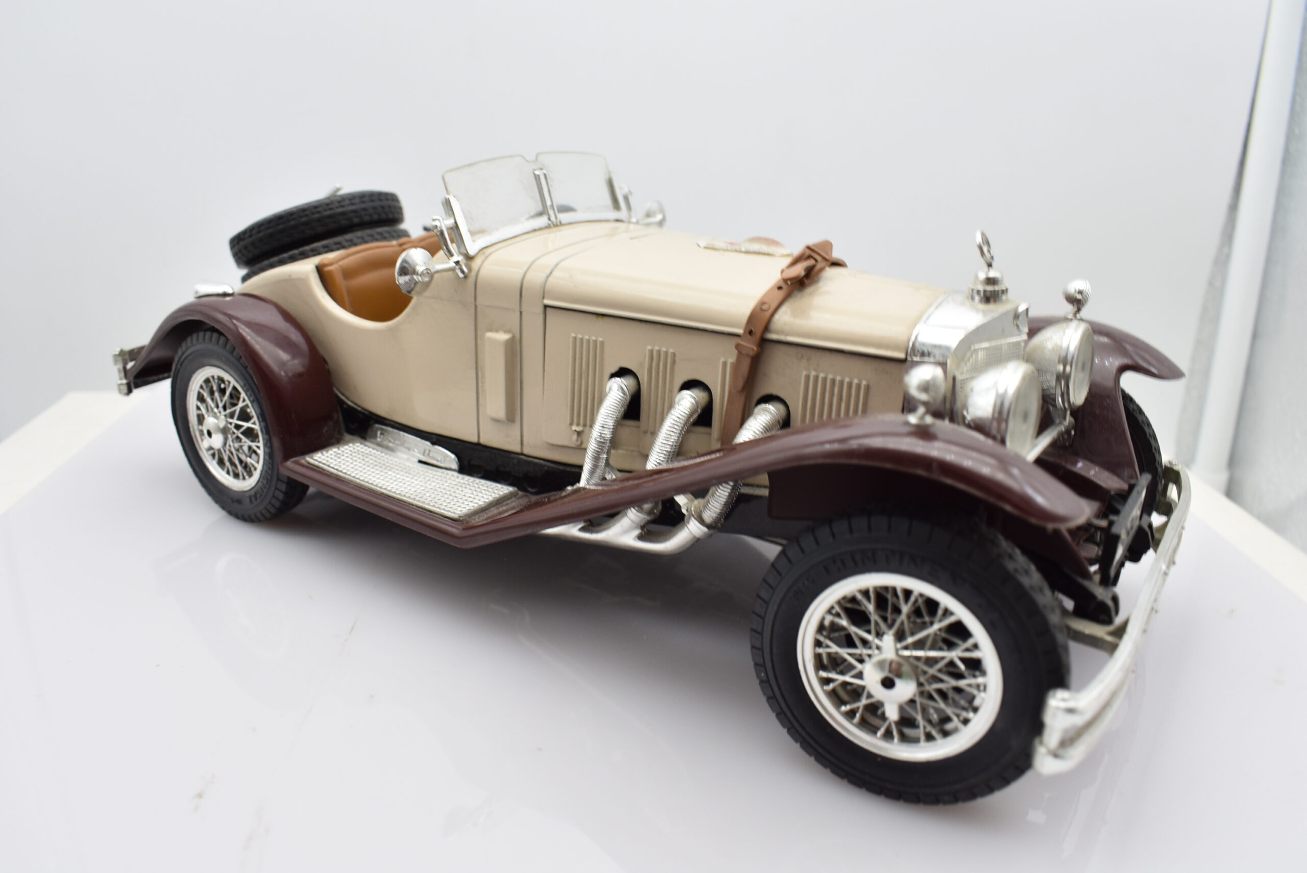 Modellino Auto Scala 1:18 MERCEDES BENZ SSK Burago Modellismo Da ...