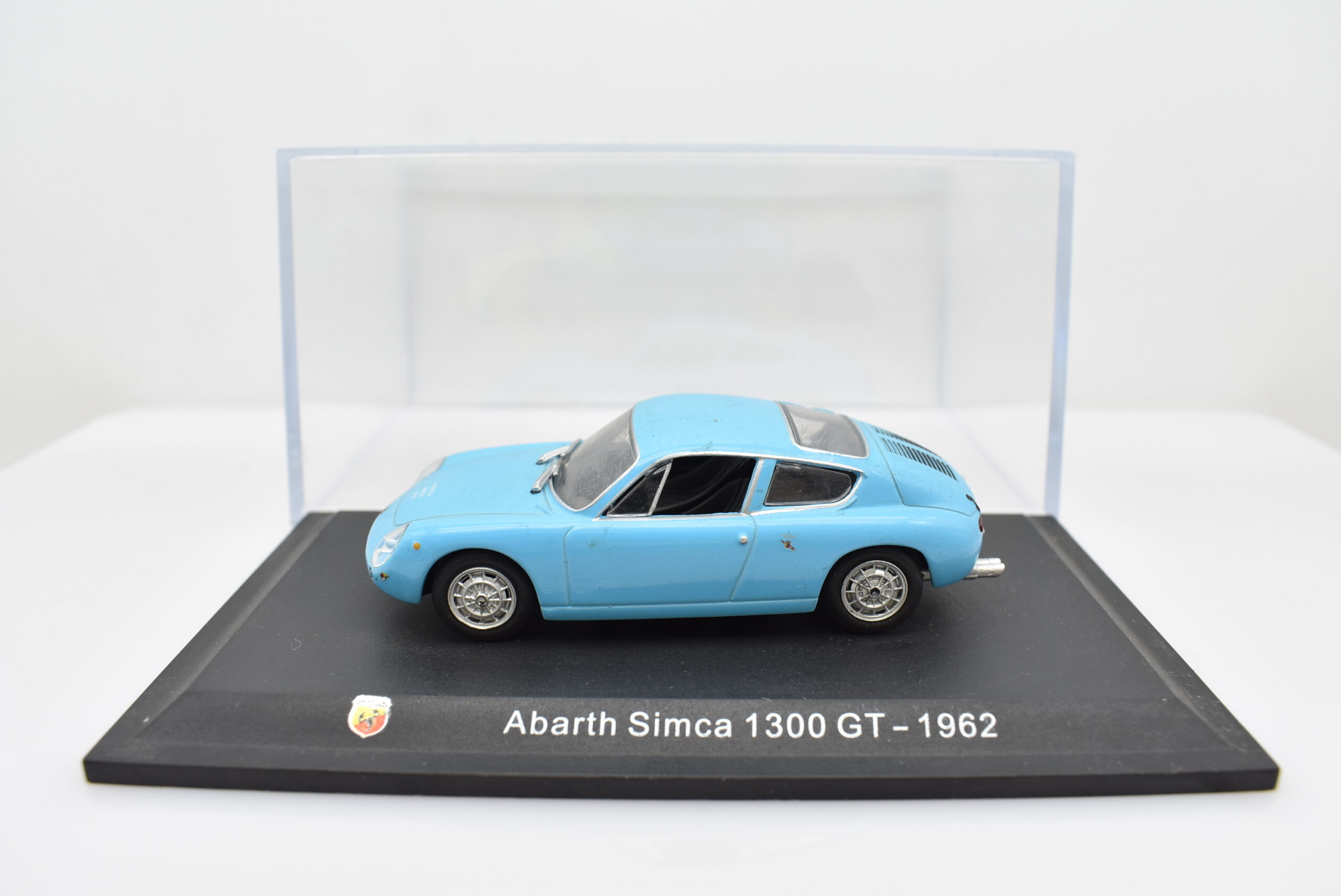 Modellino auto ABARTH SIMCA 1300 scala 1:43 diecast modellismo collezione ixo