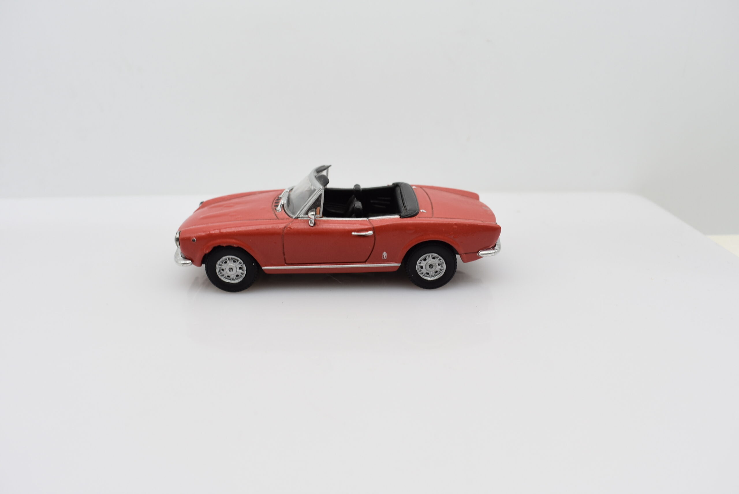 Modellini Auto Da Collezione Scala 143 Fiat 124 Spider Diecast Modellismo Statico Arcadia 