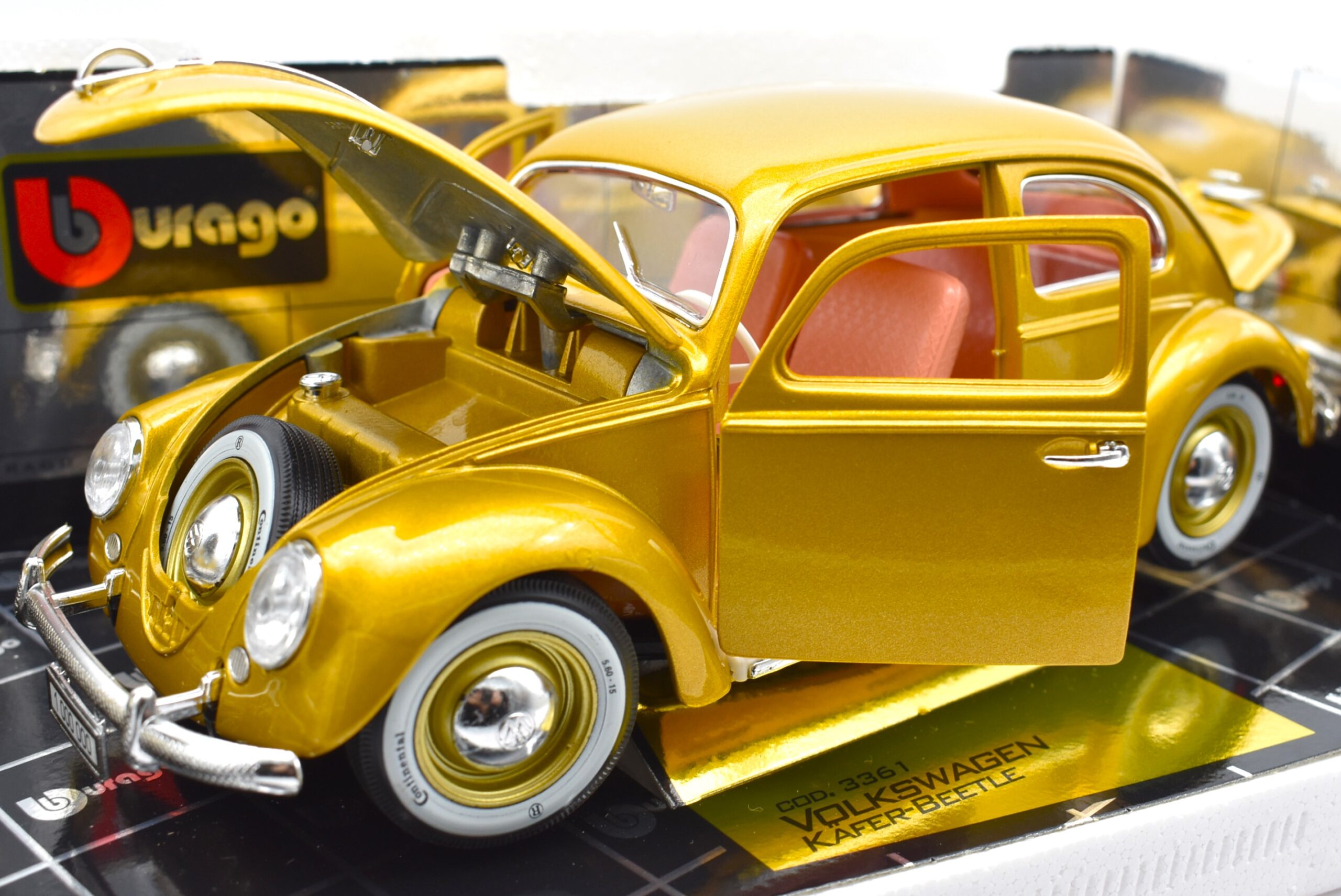 Modellino auto WV KAFER BEETLE scala 1:18 Burago modellismo da collezione car