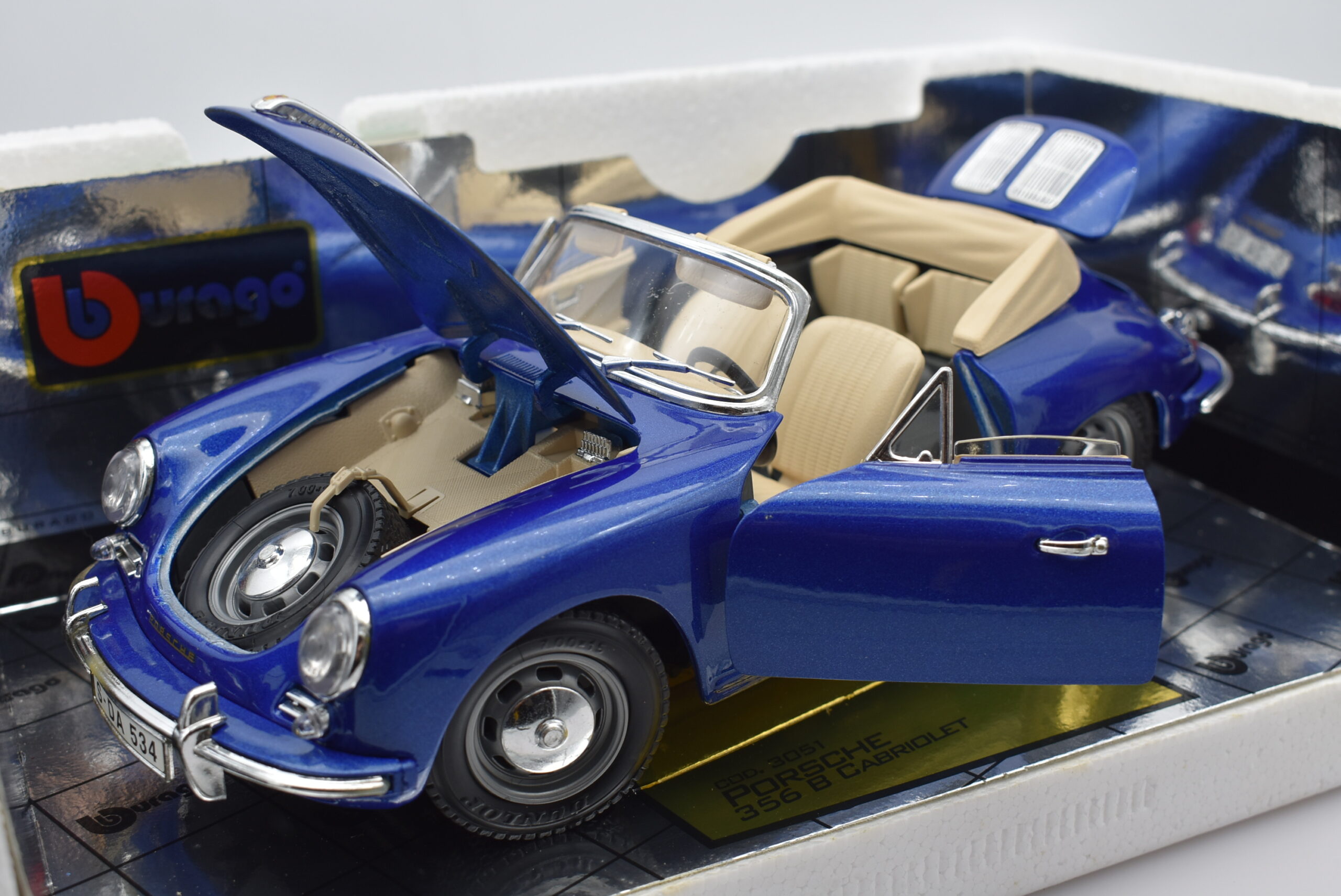 Modellino auto PORSCHE 356 B CABRIOLET scala 1:18 Burago diecast modellismo  da collezione