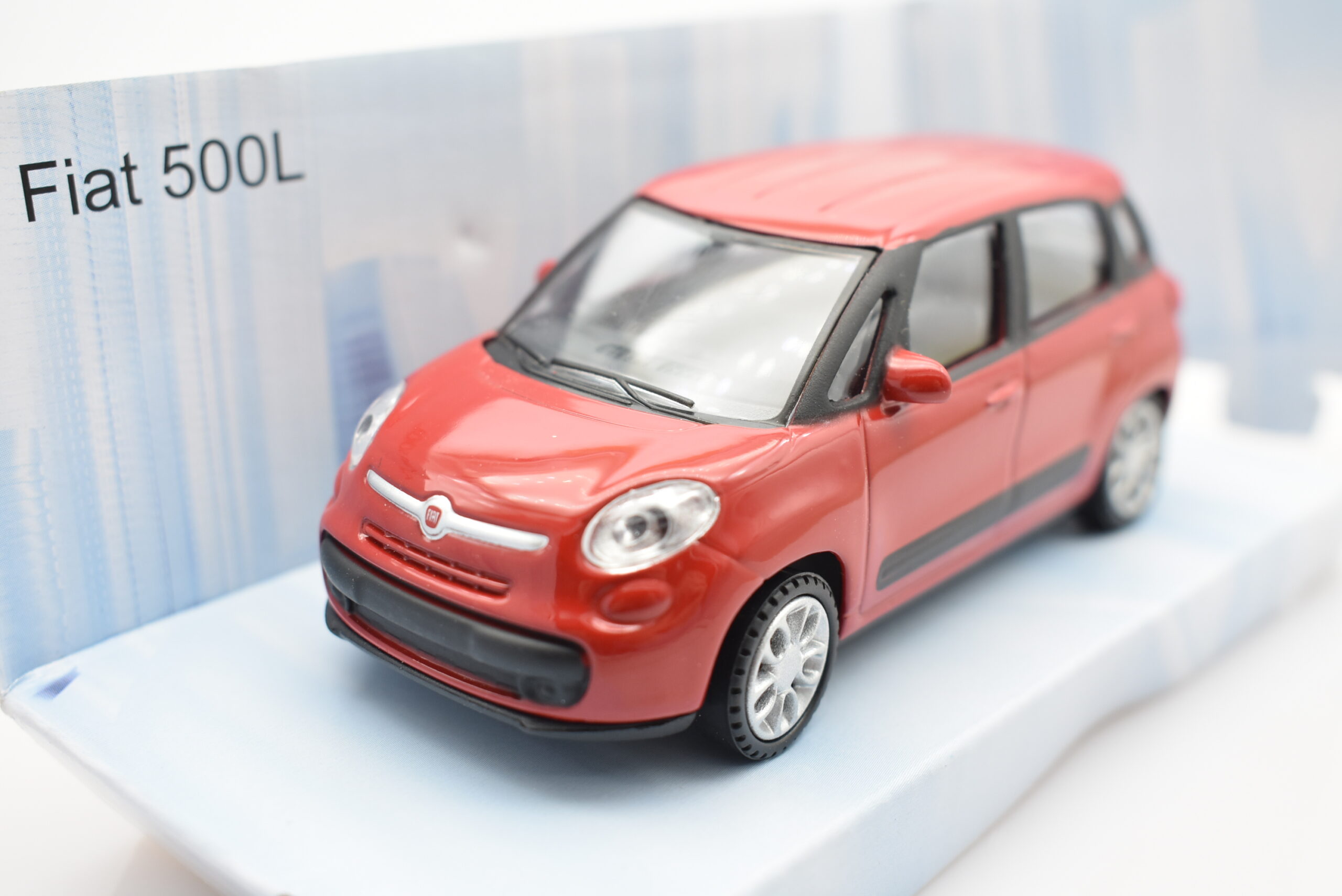 Modellino auto scala 1:43 FIAT 500 L diecast modellismo da