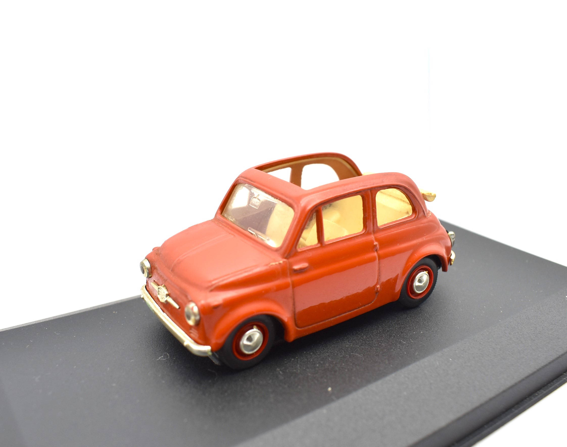 MODELLINO AUTOMOBILE MODELLISMO AUTO FIAT 500 COLLEZIONE MODELLINI AUTO