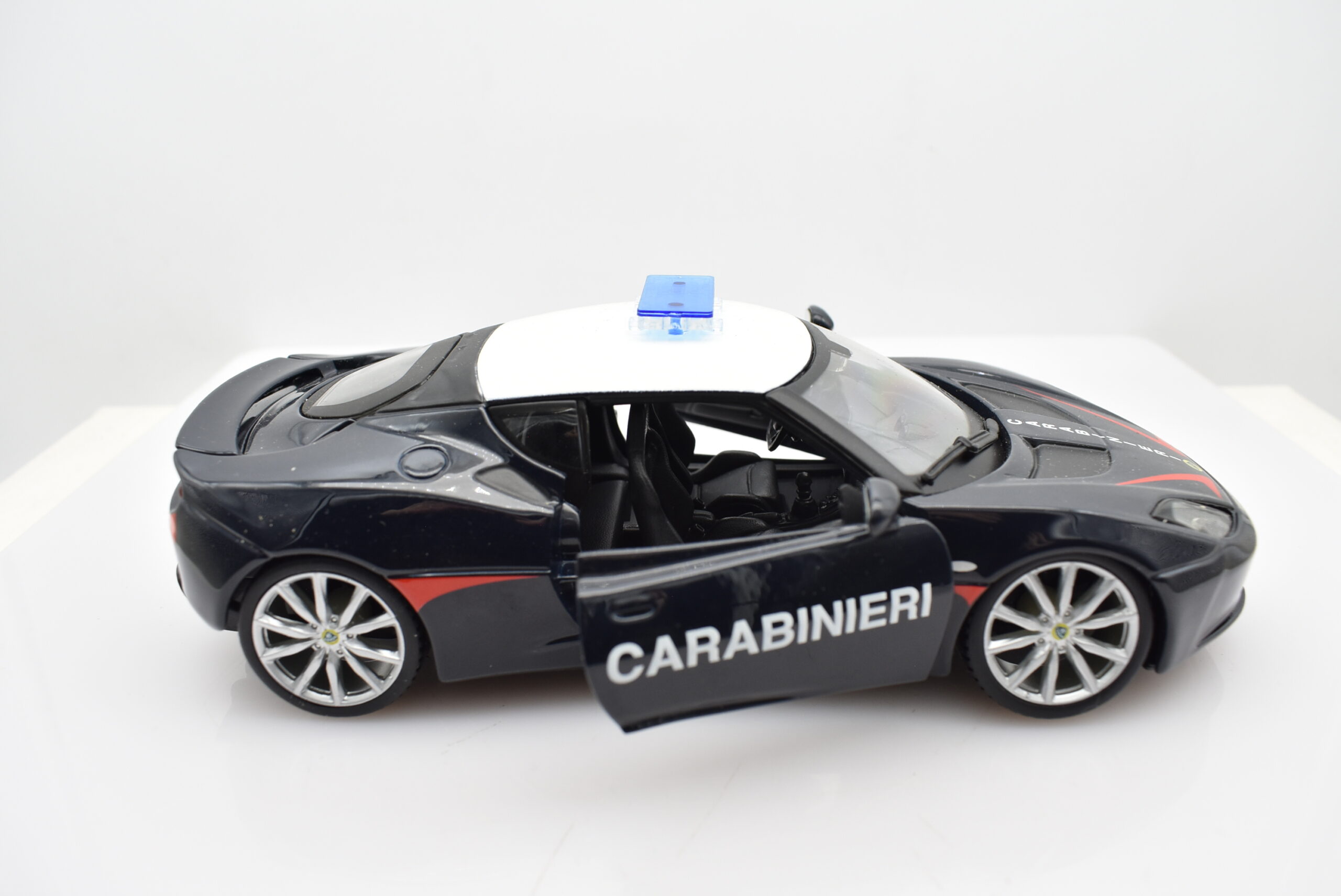 Modellino auto scala 1:24 Lotus Evora S IPS Carabinieri Burago modellismo  da collezione