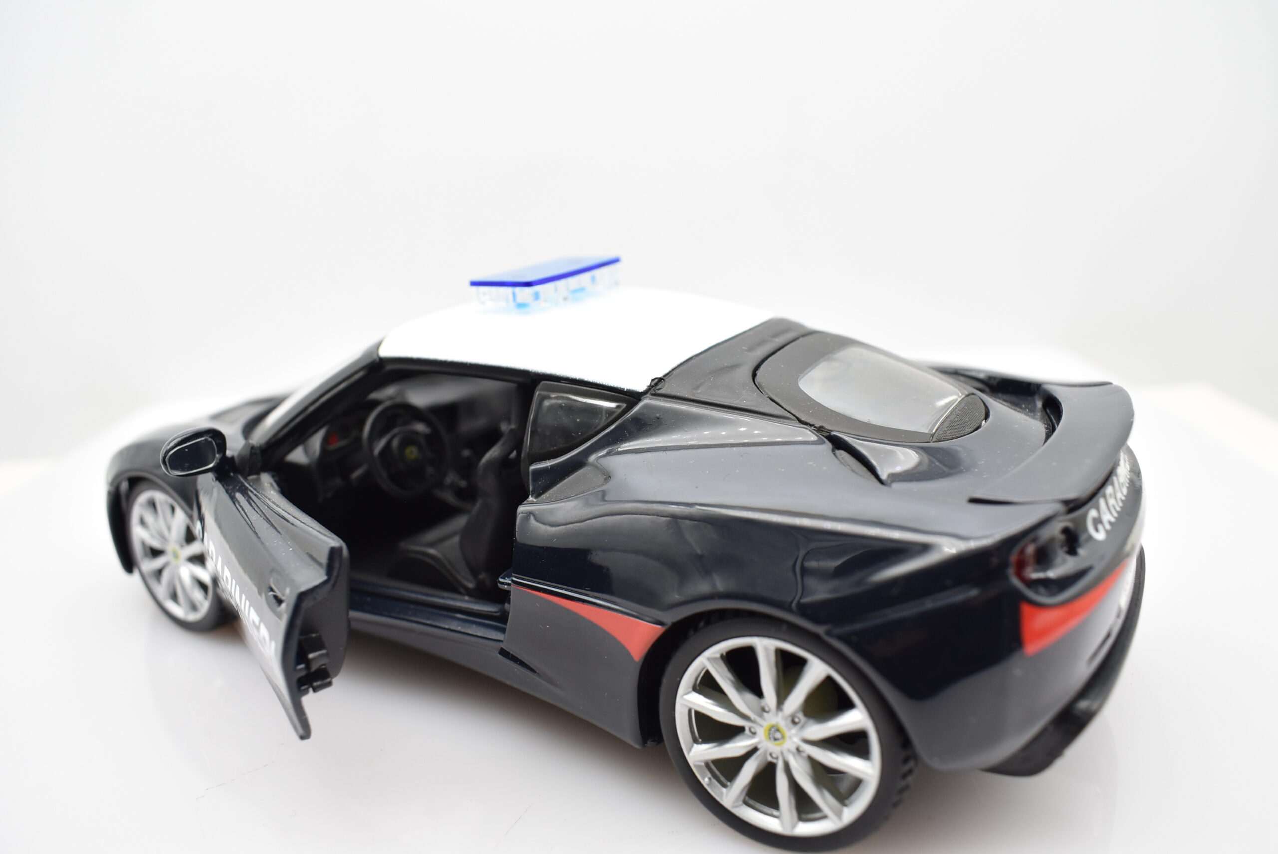 Modellino auto scala 1:24 Lotus Evora S IPS Carabinieri Burago modellismo  da collezione