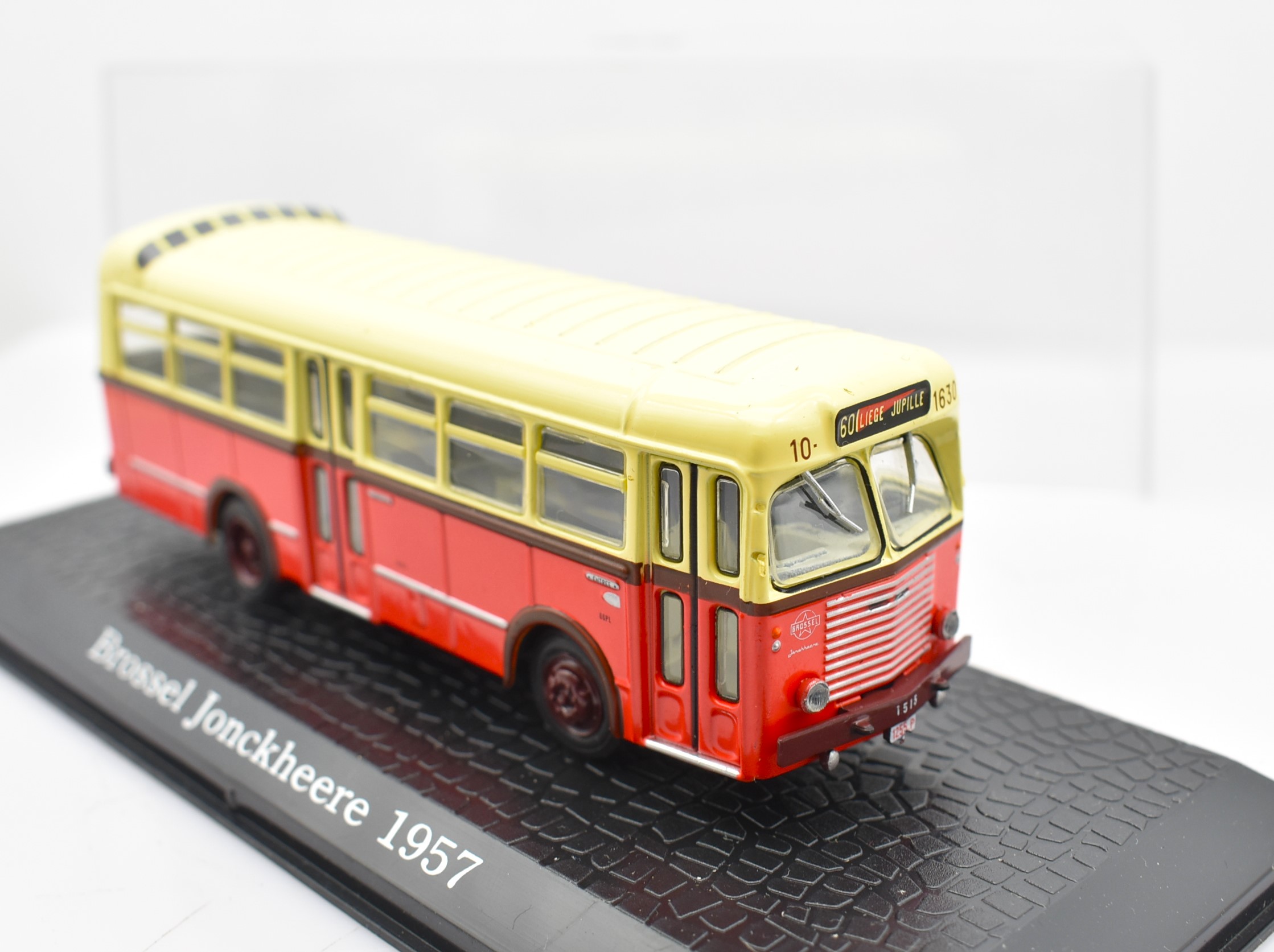 model bus coach buses 1:72 scale Brossel Jonckheere diecastvehicles