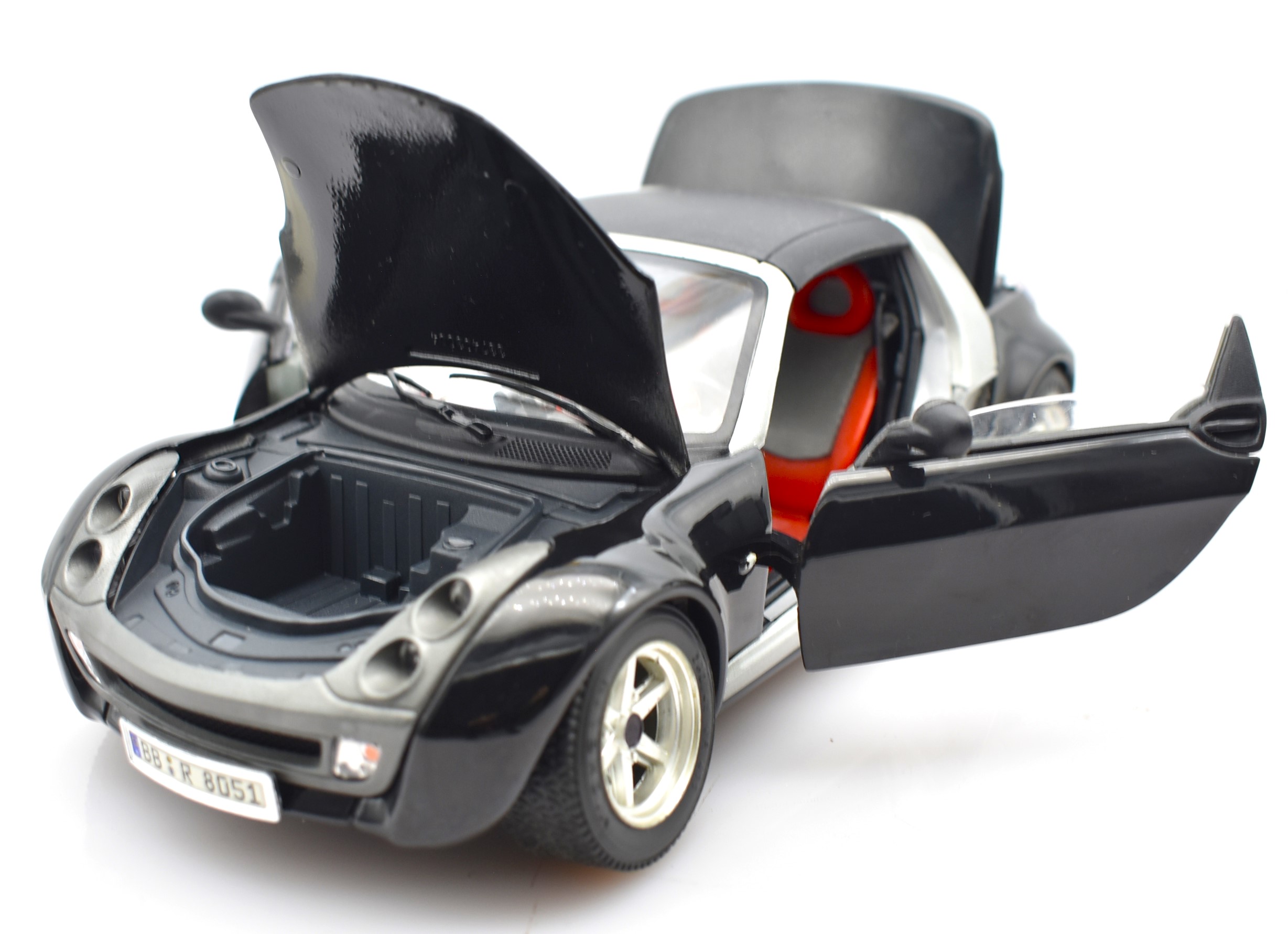 Miniature voiture auto véhicules de modèles diecast Smart Burago roadster 1:18