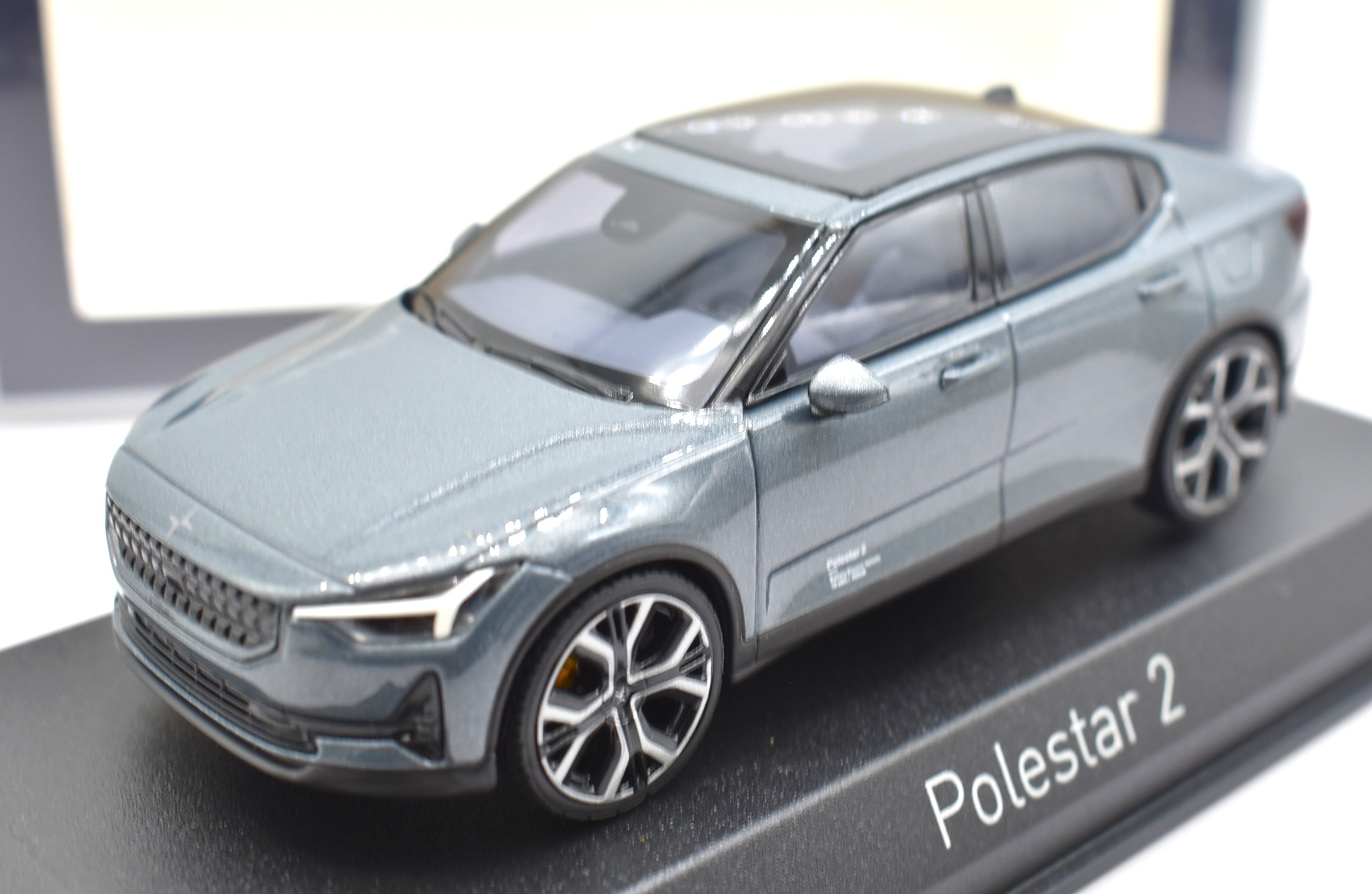 Miniature voiture auto véhicules de modélisation statique diecast Polestar 2 Norev à l'échelle 1:43