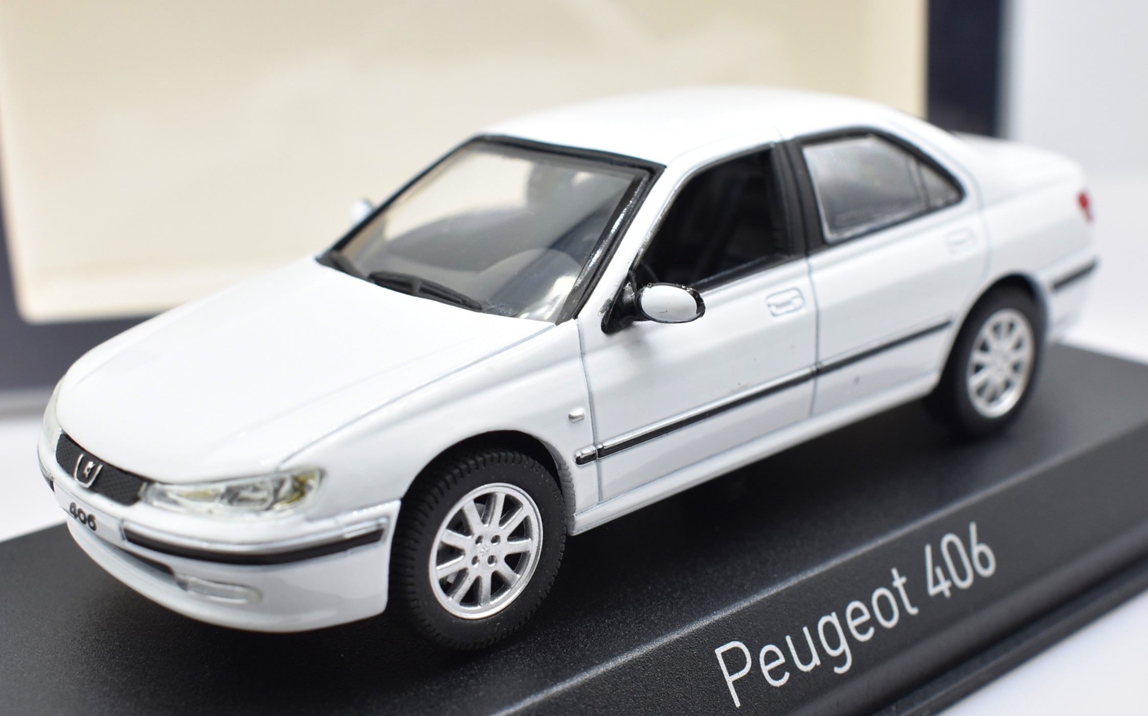 modellauto Auto Maßstab 1:43 Peugeot 406 Norev diecastmodellbau aussammlung