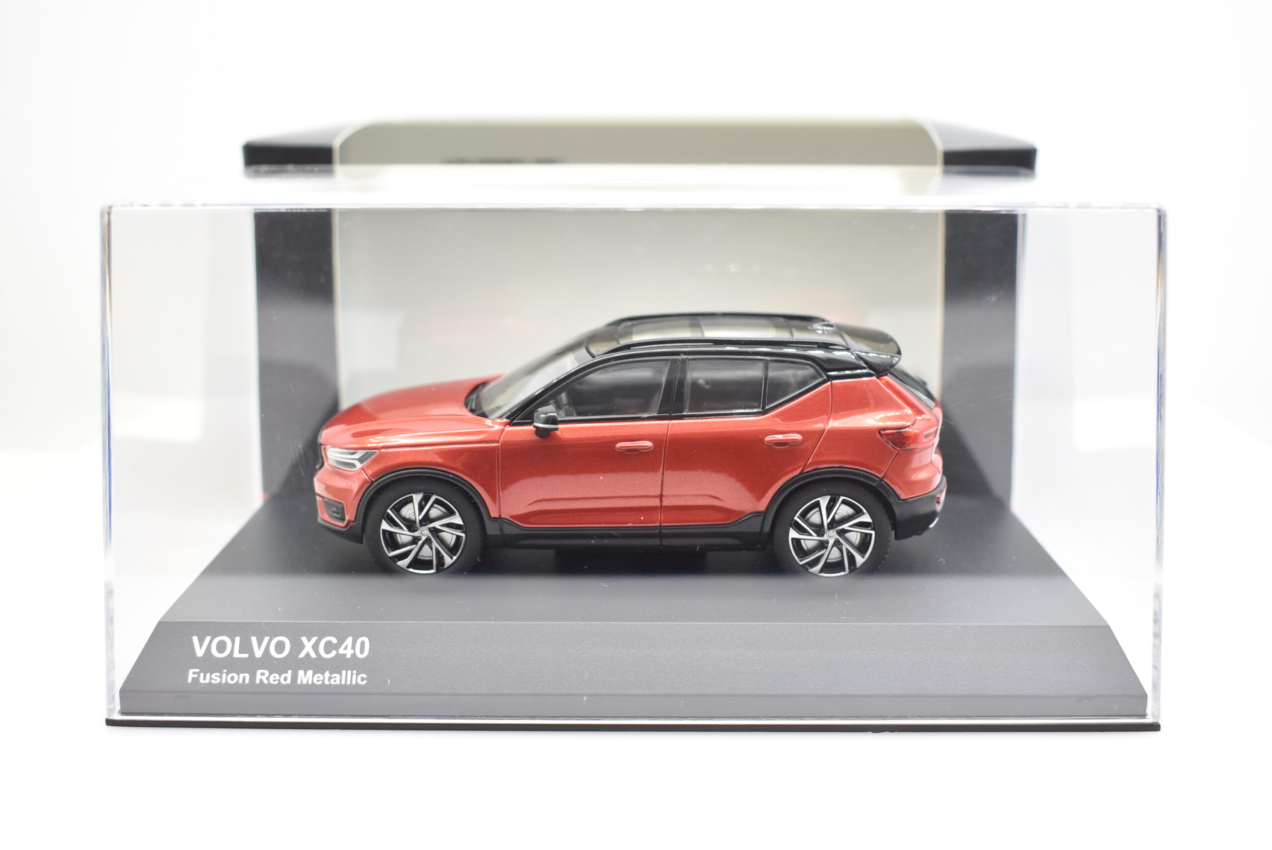 Modellino auto scala 1:43 Volvo XC40 Kyosho modellismo da collezione ...